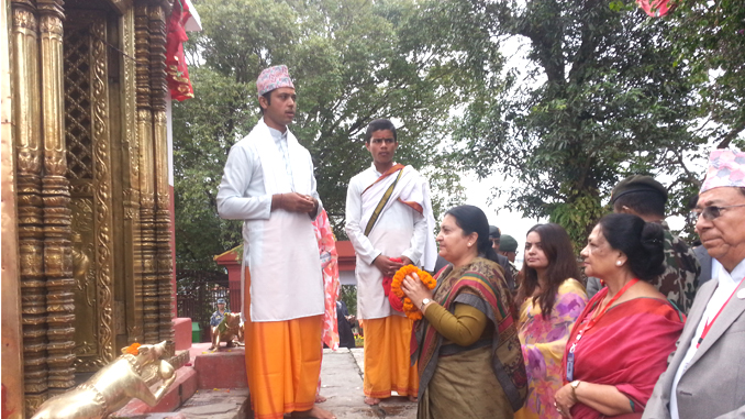 President Bidhya Devi Bhandari offering Pooja at Ganesh Temple in the premises of Bindhayabasini Temple in Pokhara on Thursday. Picture: Recentfusion.com