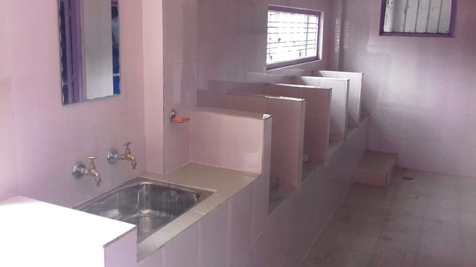 Toilet 1