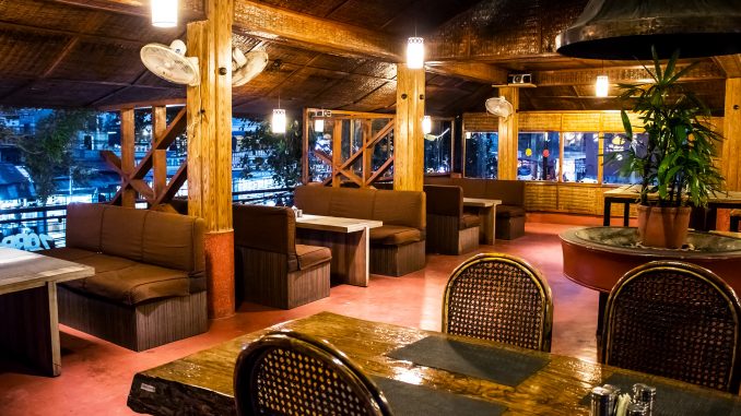 Zorba.Tavern.balcony.area